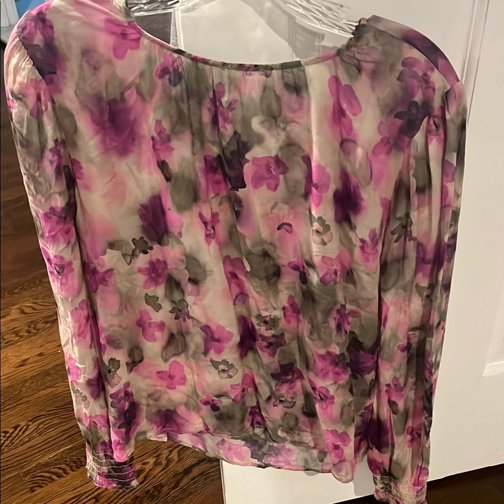 NWT bella dahl floral top. Size small
